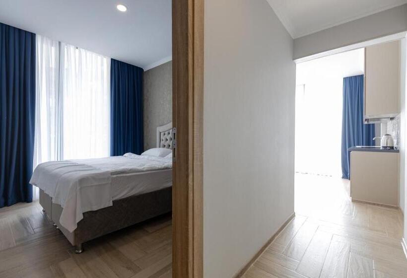 هتل Panorama Kvariati Vip