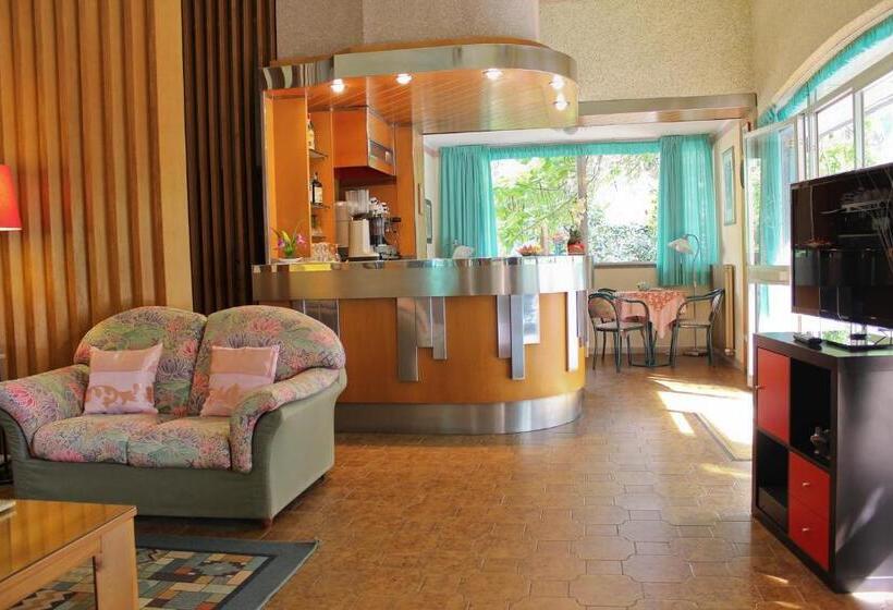 ホテル Parco Dei Pini