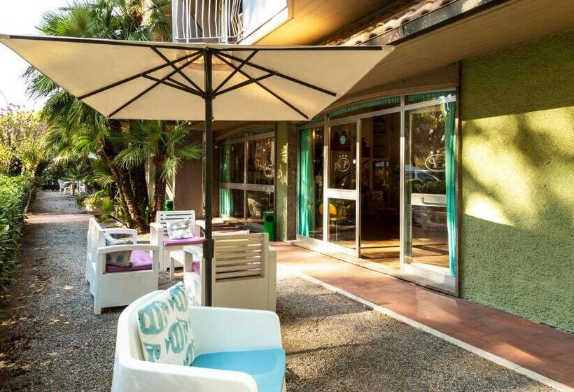 ホテル Parco Dei Pini