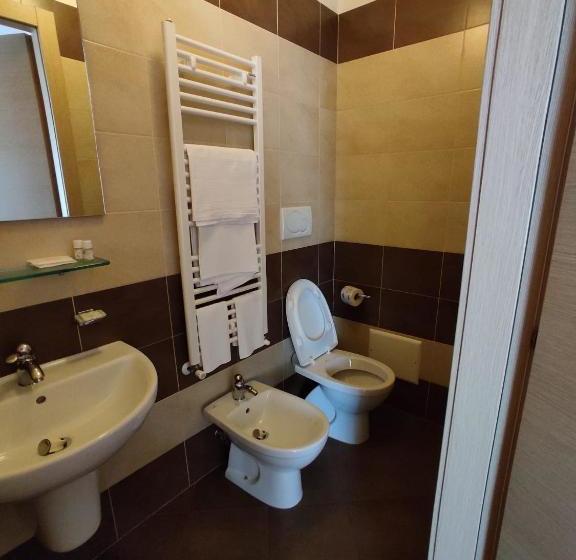 ホテル Pensione Bologna