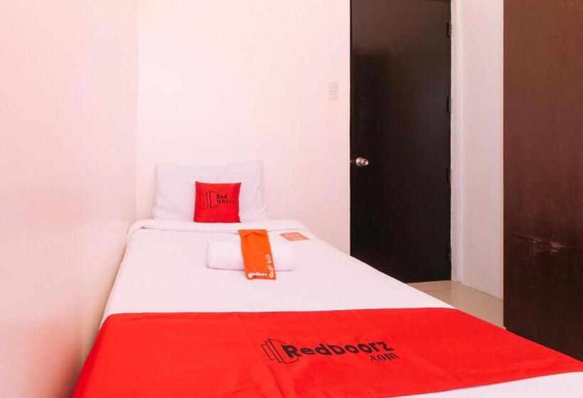 هتل Reddoorz @ Jardin Lrt Tayuman Manila