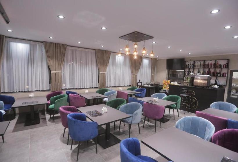 בית מלון כפרי Samarqand Darvoza