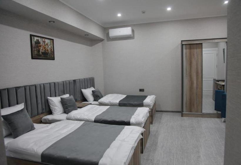 בית מלון כפרי Samarqand Darvoza