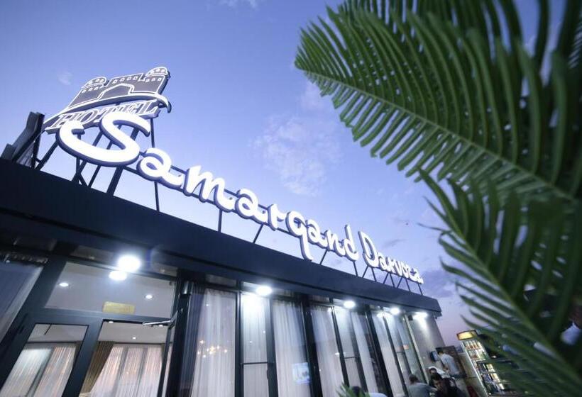 בית מלון כפרי Samarqand Darvoza