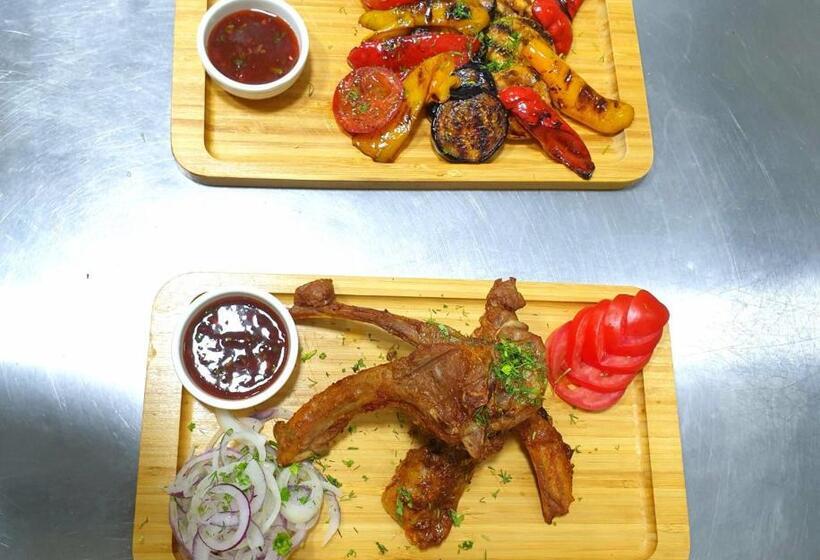 בית מלון כפרי Samarqand Darvoza