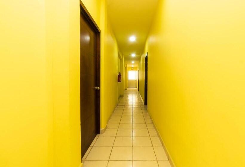 Отель Santa Cruz