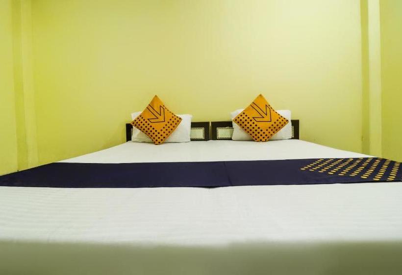 ホテル Spot On 44295 Sarnath Tourist Guest House