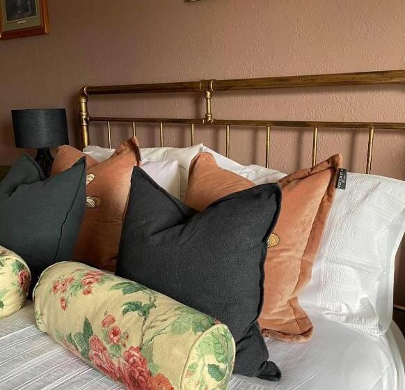 Отель The Dornie