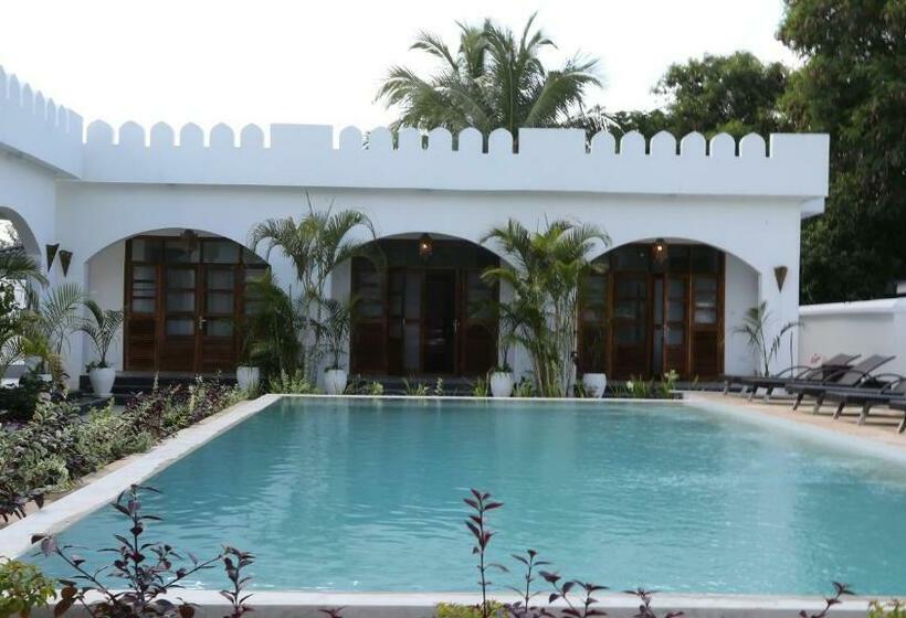 호텔 The Golden Blue Luxury