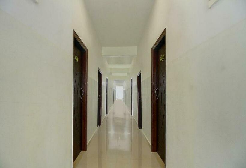 酒店 Vaccinated Staff- Oyo 14360 Park Inn