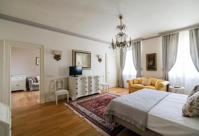 Отель Villa San Pietro