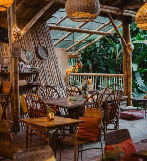 هتل Yay Sustainable