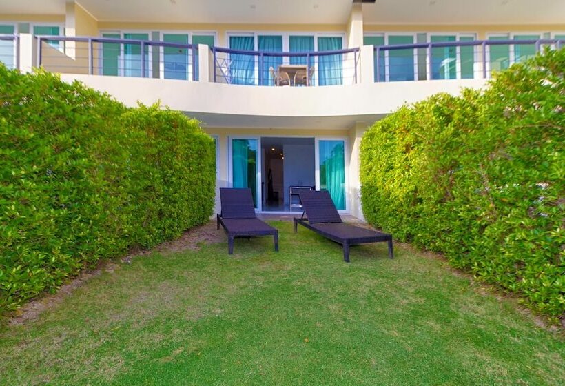 Karon Butterfly Residence