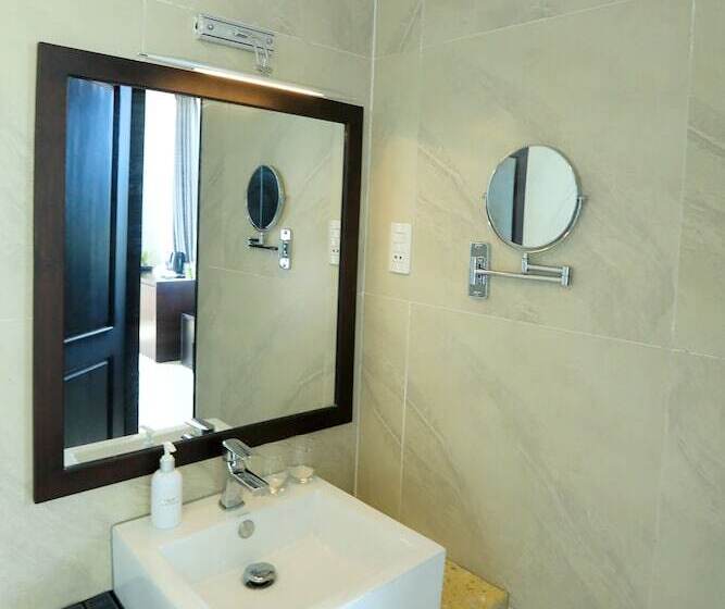 Orson Hotel & Resort Con Dao