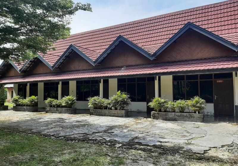 Oyo 90490 Hotel Nyi Rindang