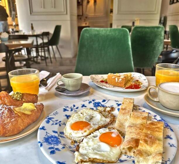 膳宿费 Amabilia Suites