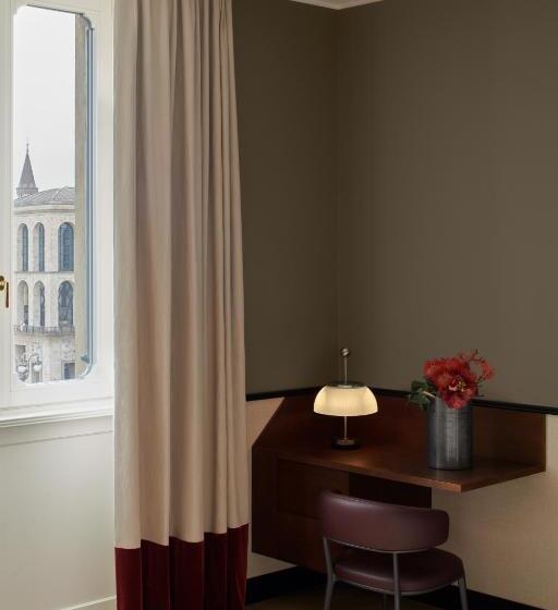 膳宿费 Amabilia Suites