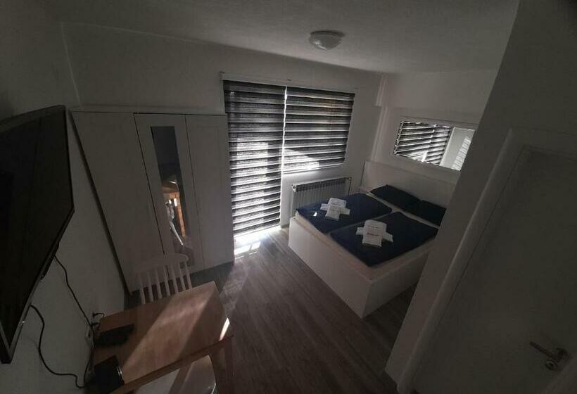 پانسیون Apartmani Mamić