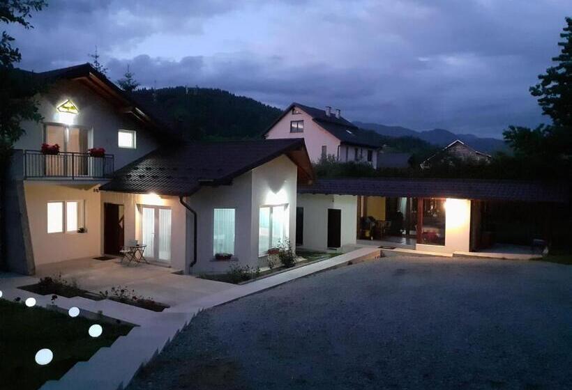 ペンション Casa Anna