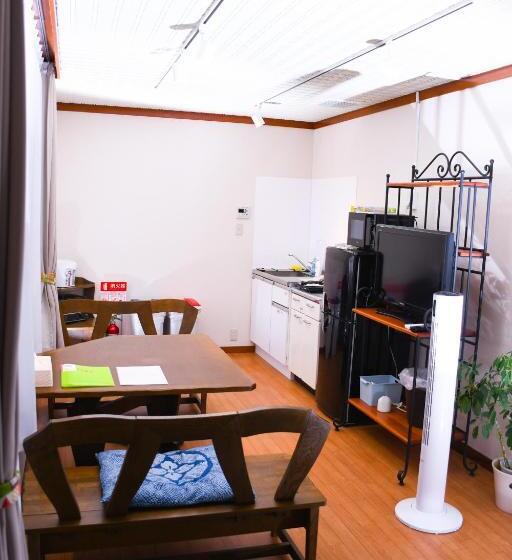 بنسيون Hakone Leon