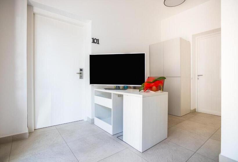 بنسيون J Rooms