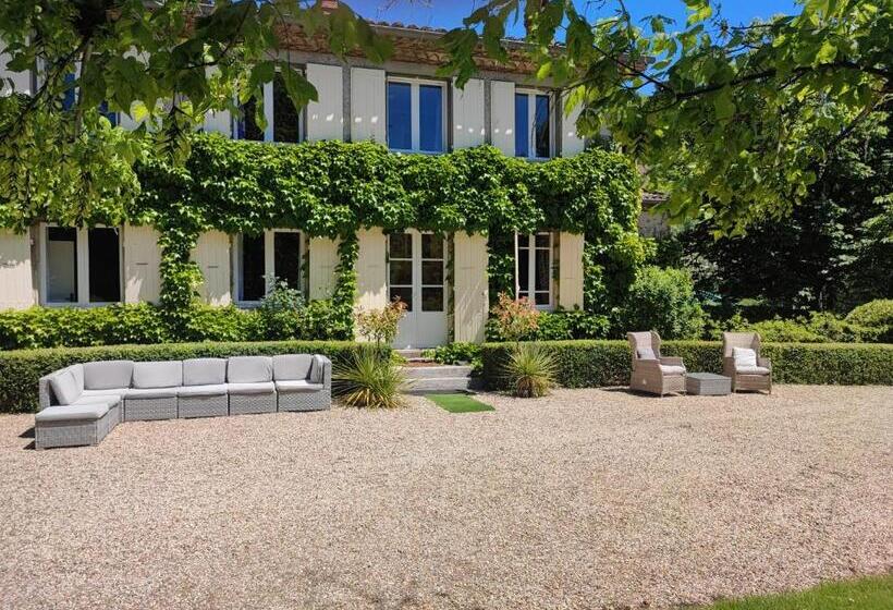 Пансион La Chapelle Aux Acacias