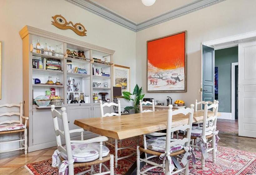 Пансион La Chapelle Aux Acacias