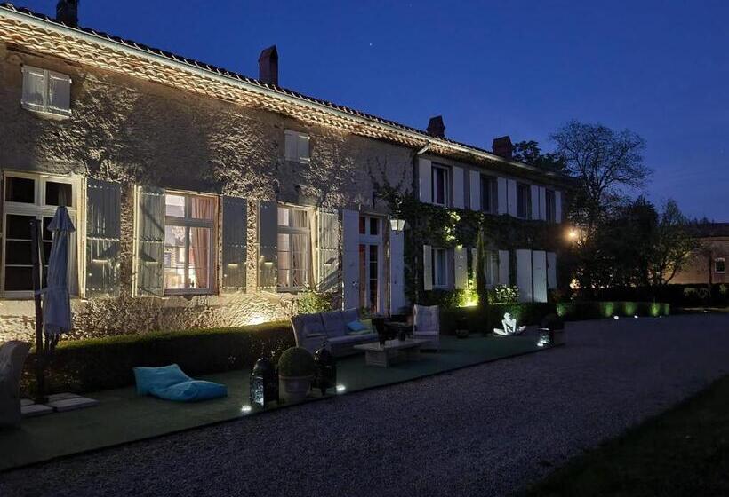 Пансион La Chapelle Aux Acacias