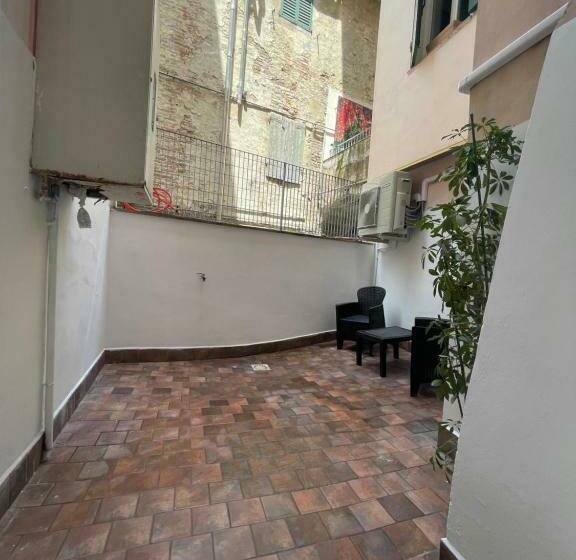 פנסיון L'antica Falconeria