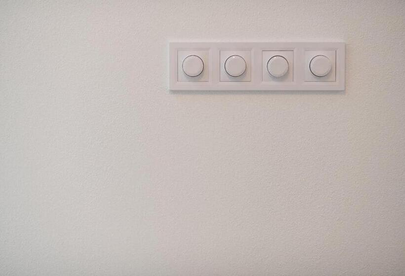 Пансион Pixel Guesthouse