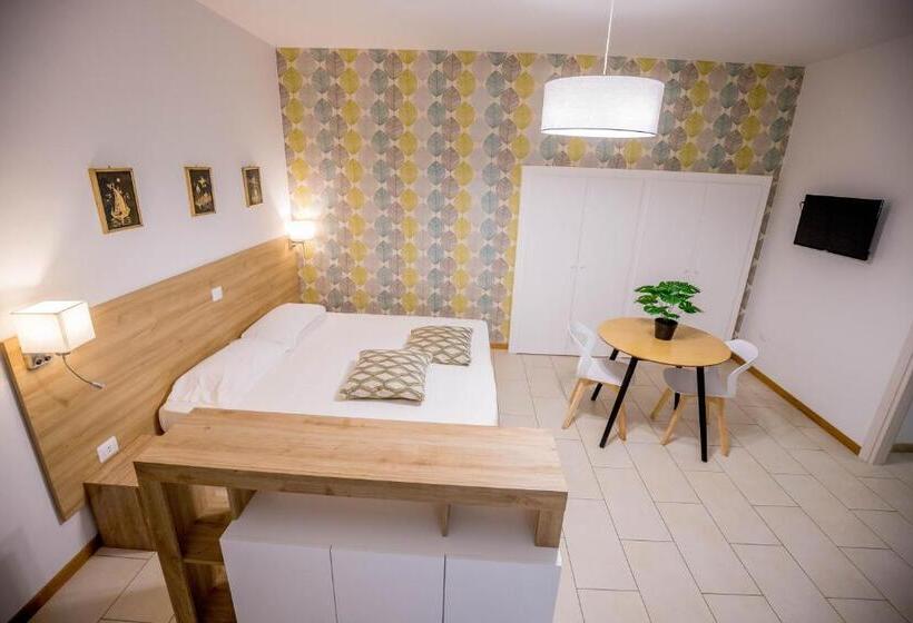 پانسیون Residence Villa Tota