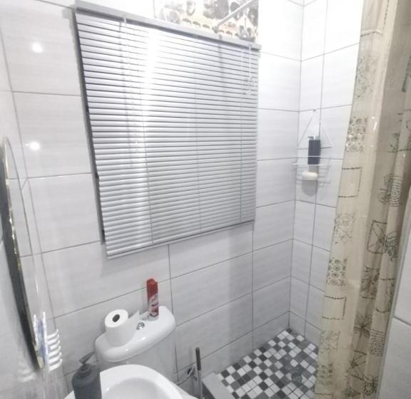 Пансион The Croc Guest House