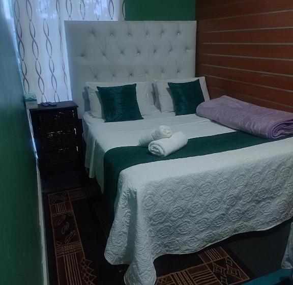 Пансион The Croc Guest House