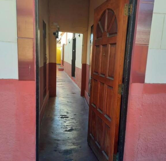 פנסיון Victor Alojamientos