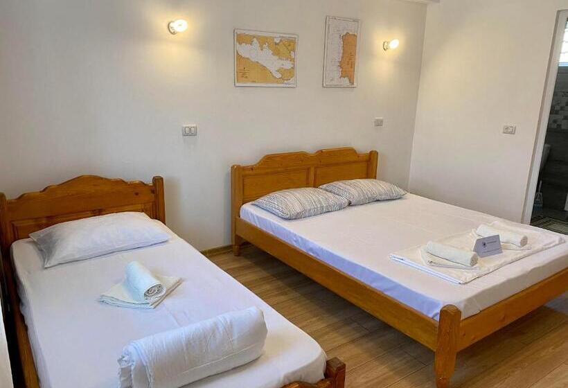 ペンション Vila Cochilia Costinesti Ultracentral 3 Stele