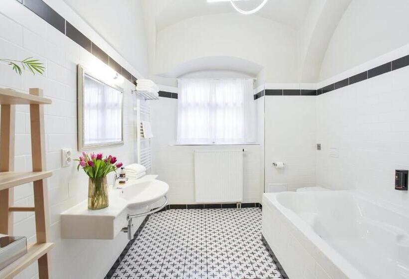 پانسیون Zámecký Penzion