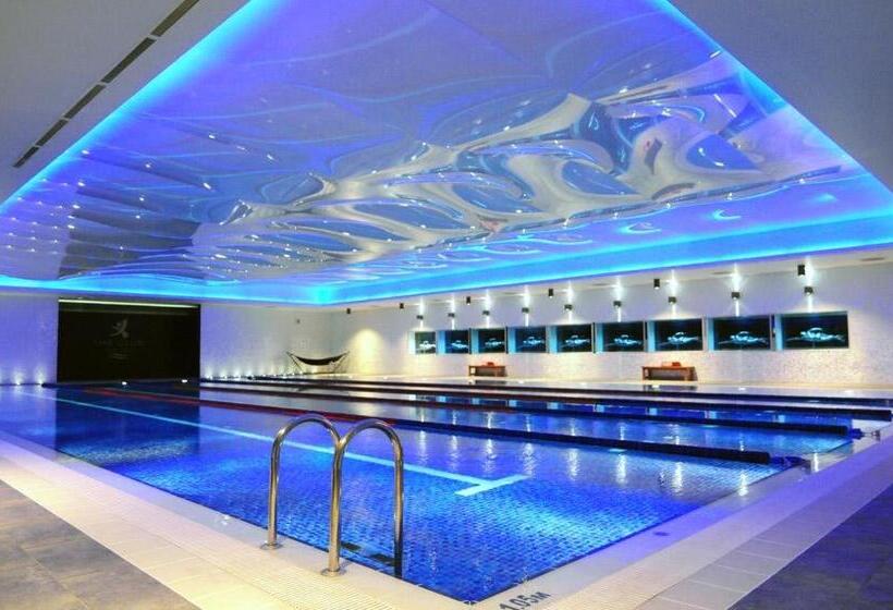 Port Baku Residance Family Room 710 A