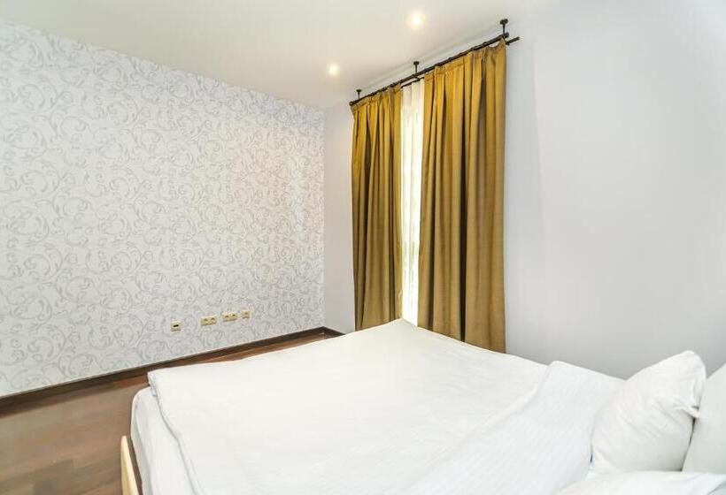 Port Baku Residance Family Room 710 A