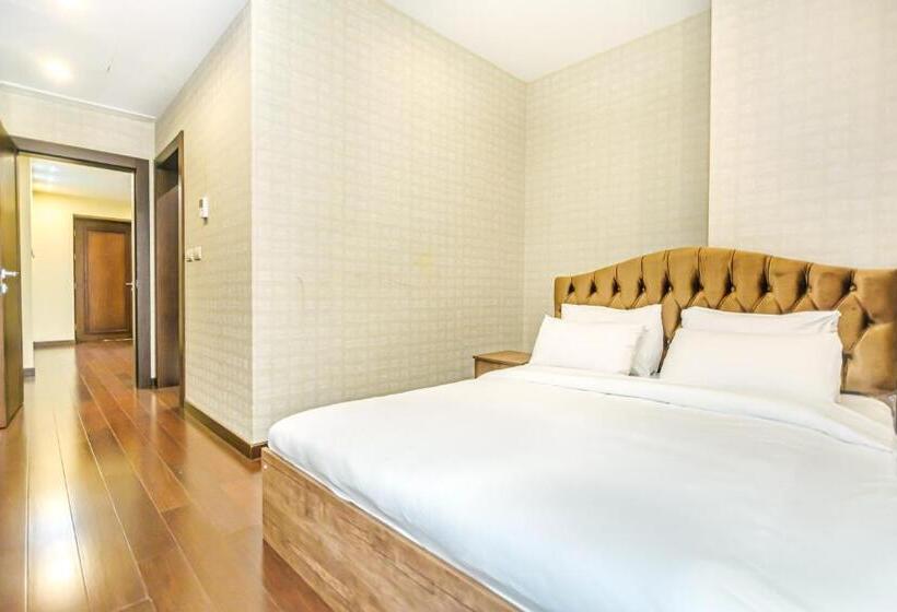 Port Baku Residance Family Room 710 A