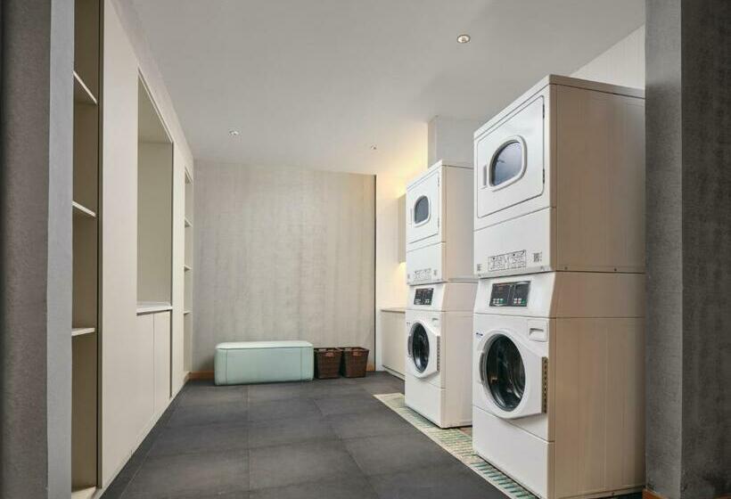 Q Box Hotel Shangqiu Expo Center