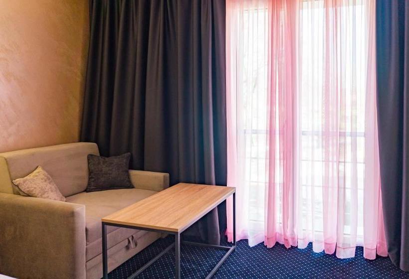 Курорт хотел ариел / Hotel Ariel