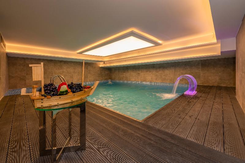 The Conforium Hotel Van