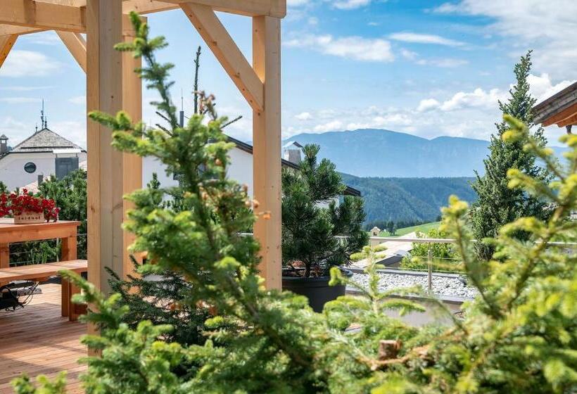 Apparthotel Feldhof   Living And Bistro