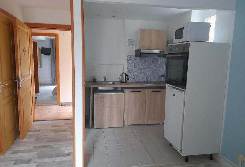 مبيت وإفطار L Amandaure