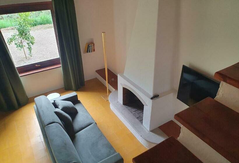 مبيت وإفطار Mesogheo