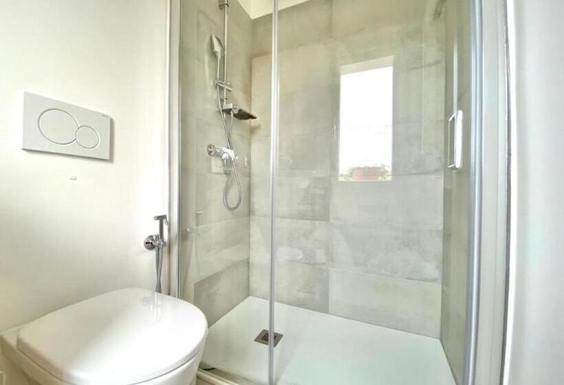 민박 Pathos Guest House