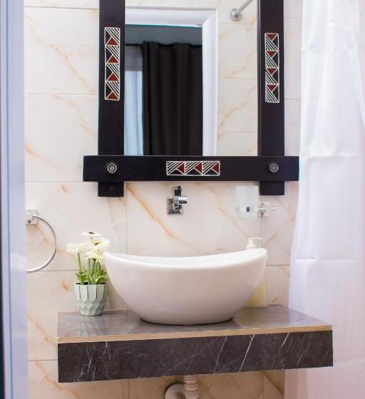 צימר Van Der Salle   Flovan Plaza