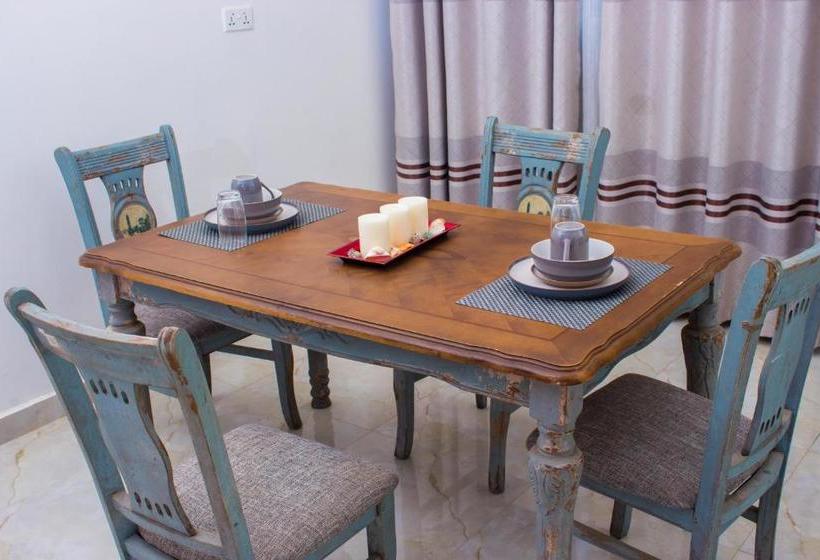 צימר Van Der Salle   Flovan Plaza