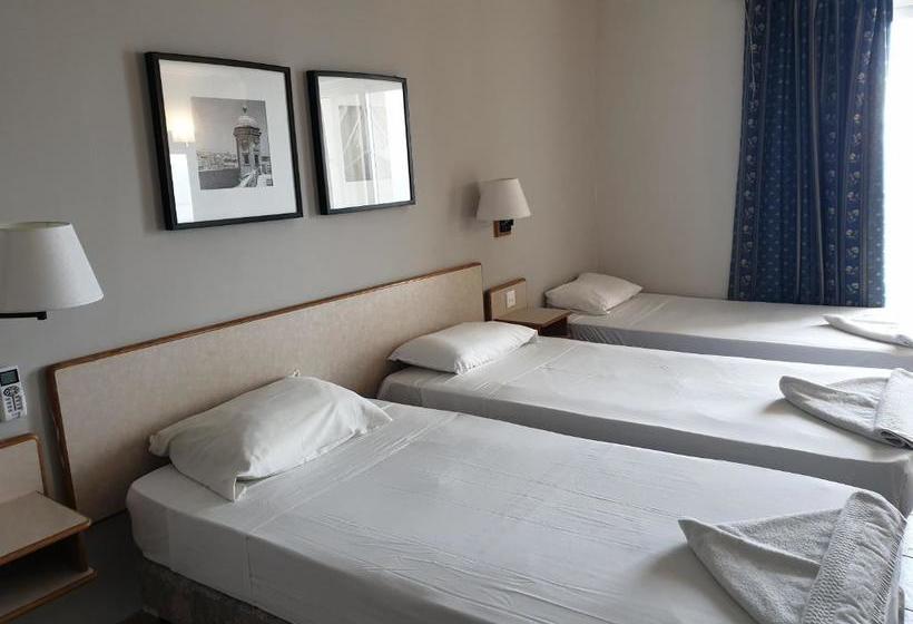 هاستل Sliema Chalet