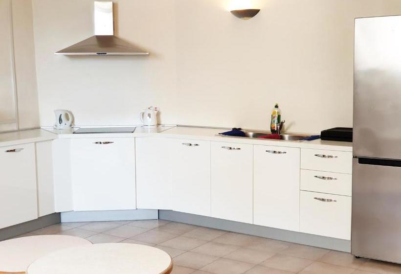 هاستل Sliema Chalet